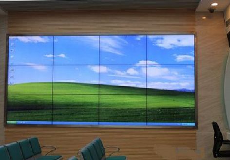 镇巴液晶拼接屏的另类用法。